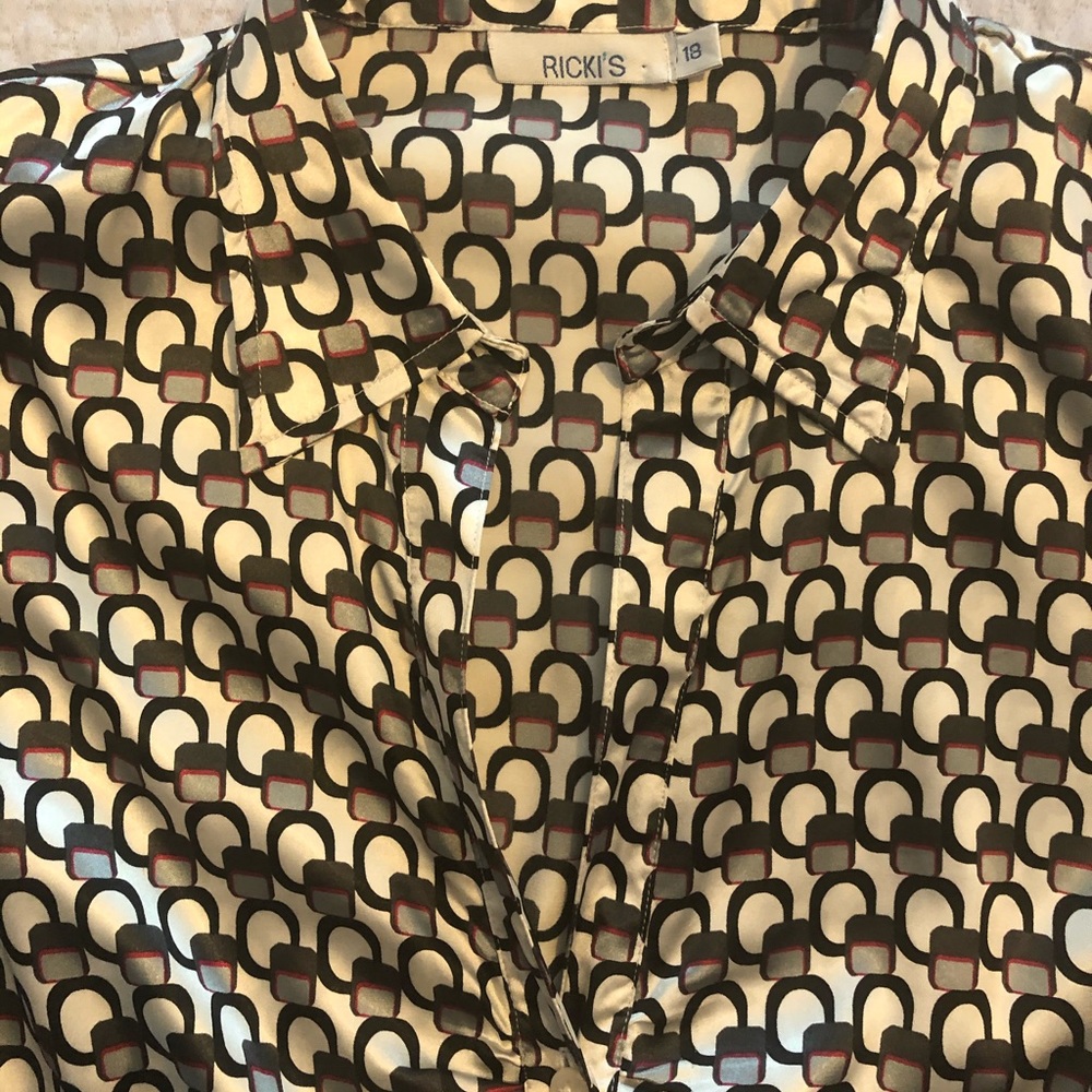 Blouse - Picture 2 of 2